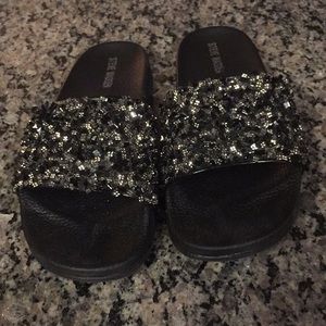 Steve Madden sparkle slides